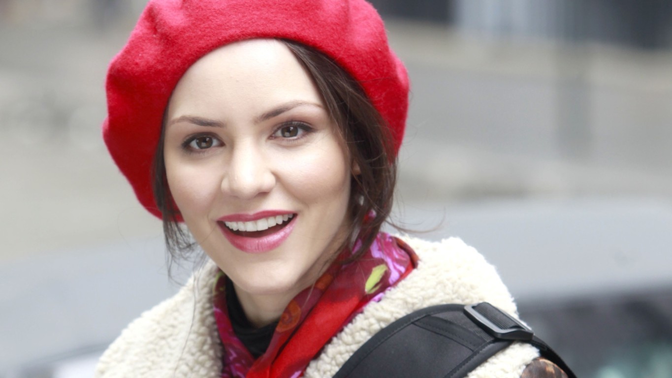 Home Celebrities Katharine Mcphee With Red Cap HD Wallpaper