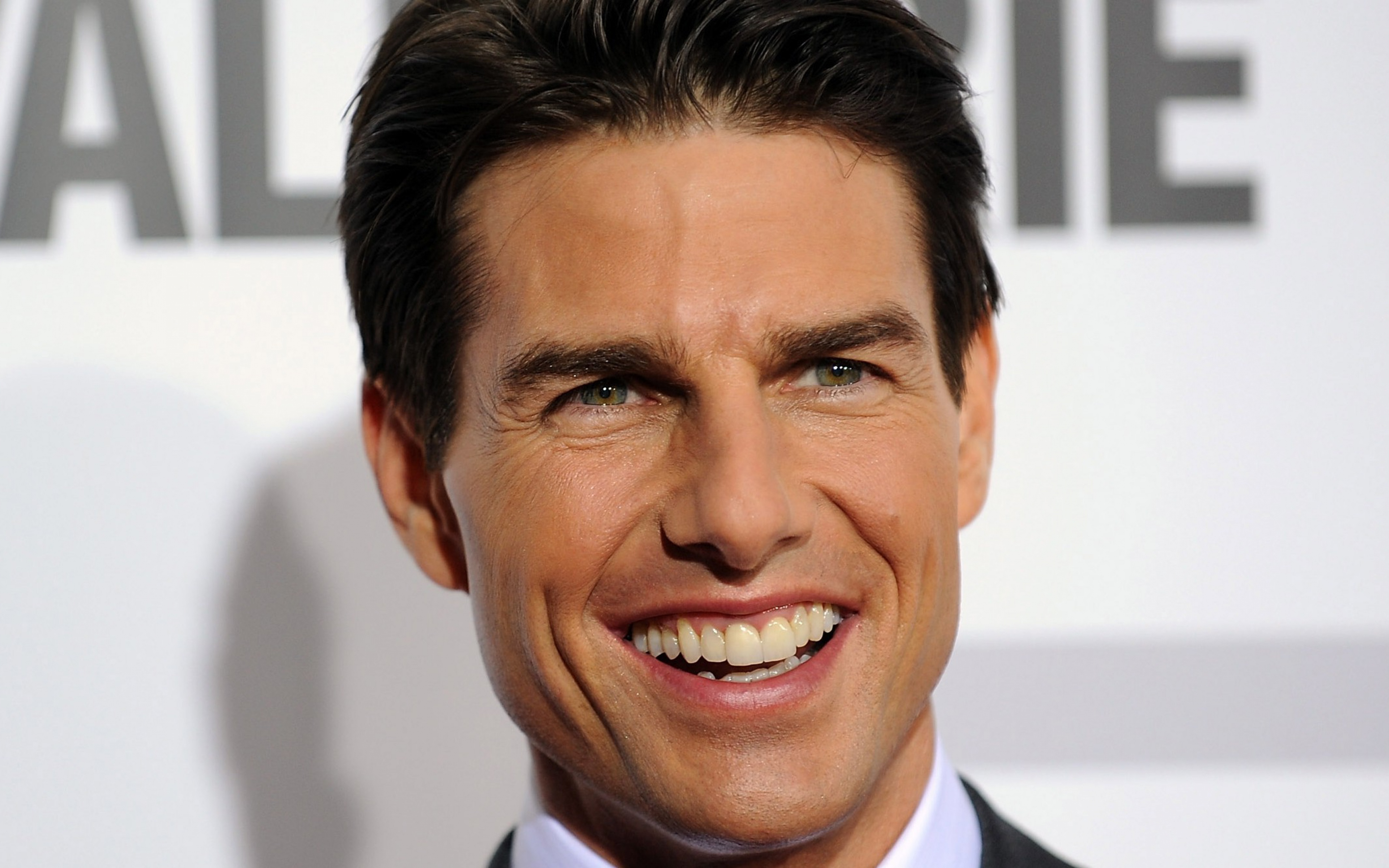 Tom Cruise Desktop Wallpapers Tom Cruise Pictures 38 HD