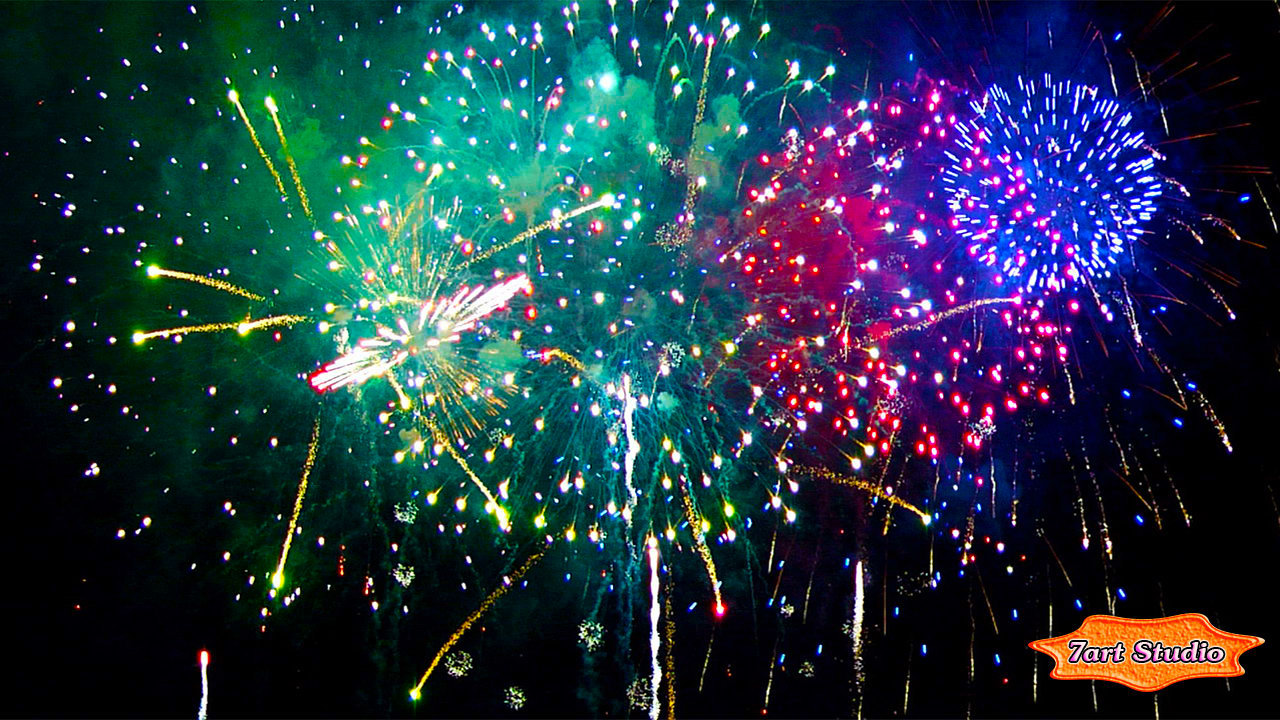  Fireworks screensaver for Windows and free live wallpaper for Android