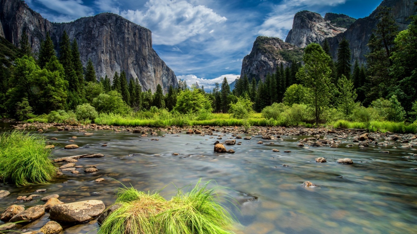 1366x768 Yosemite Park Scenery desktop PC and Mac wallpaper