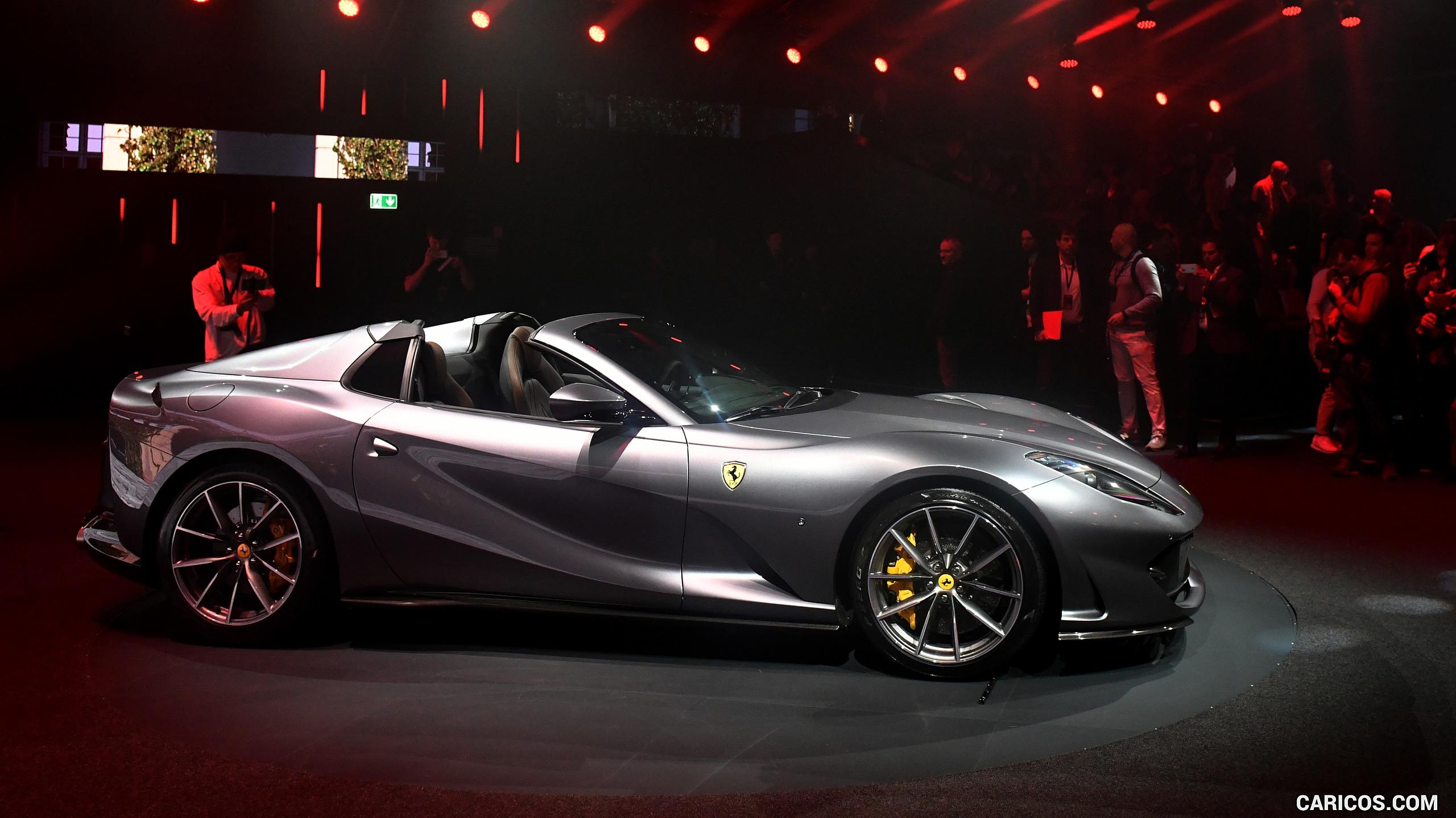 Ferrari Gts Presentation Caricos