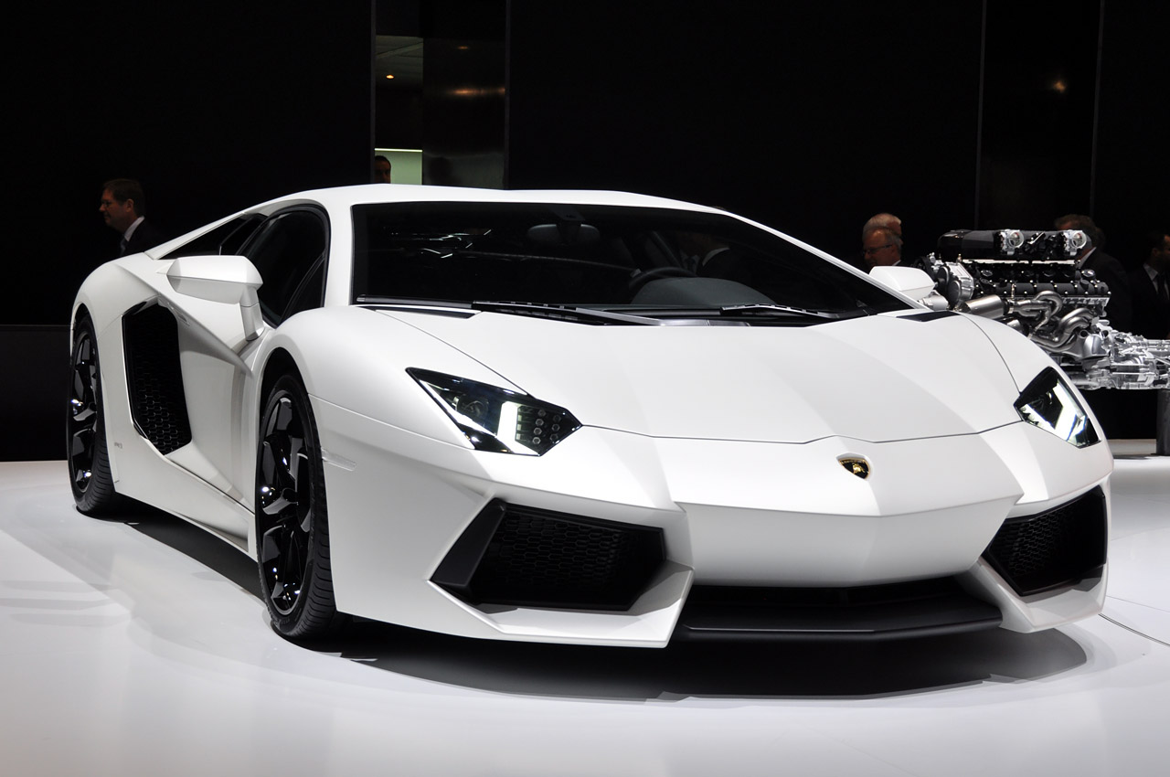 Lamborghini Aventador In White At