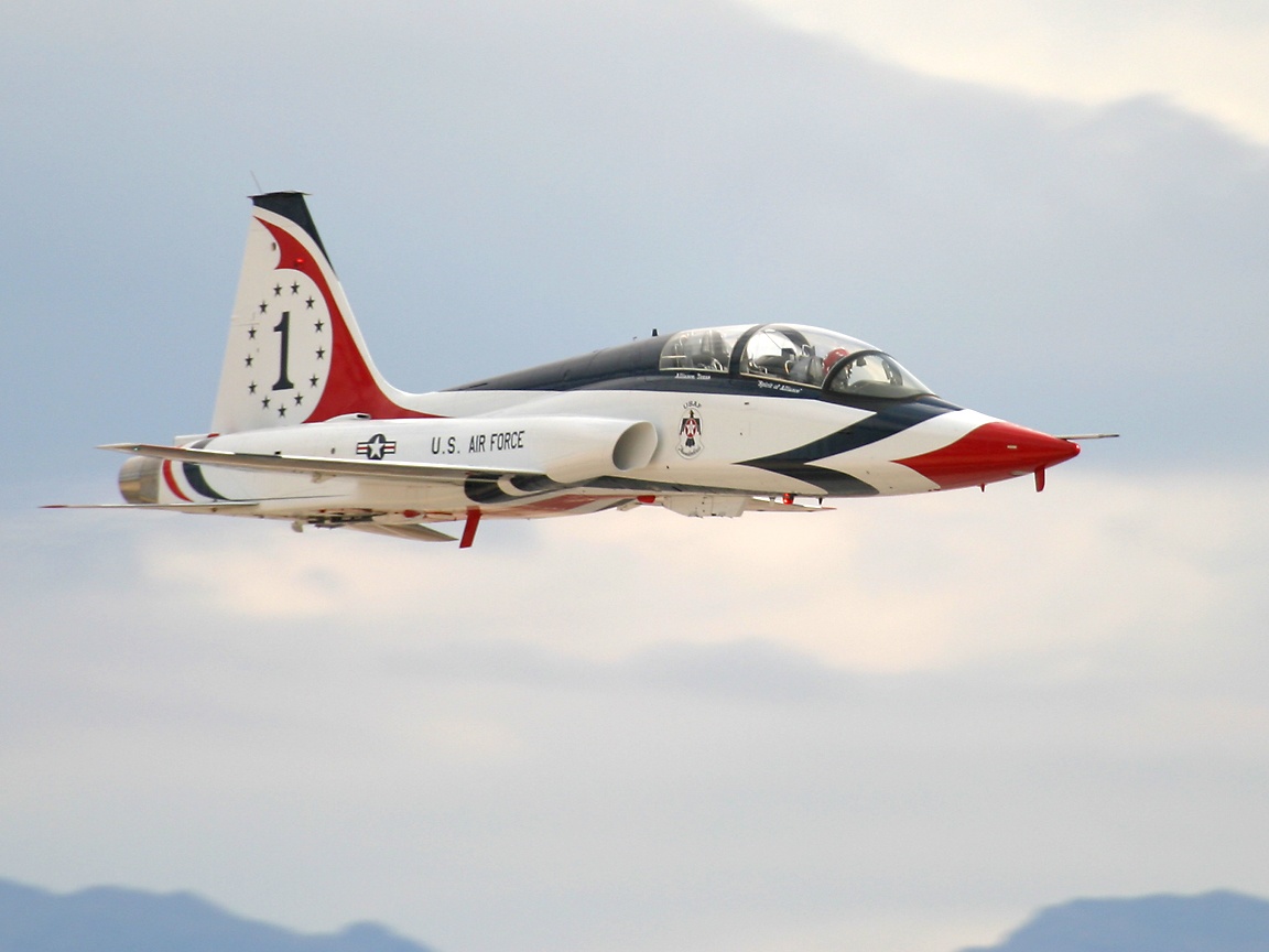 Ross Perot Jr S T Photographed At The Nellis Airshow Using A