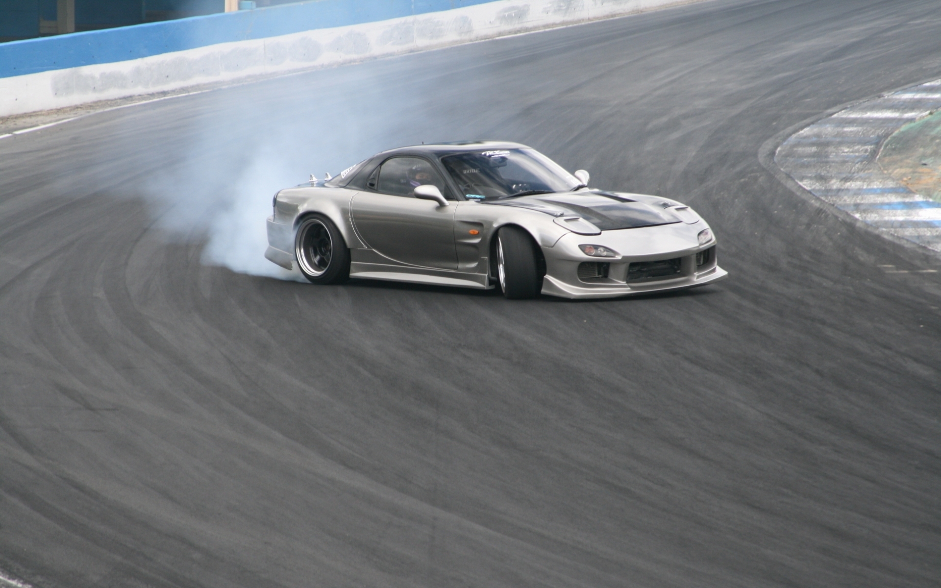Drift Wallpapers and