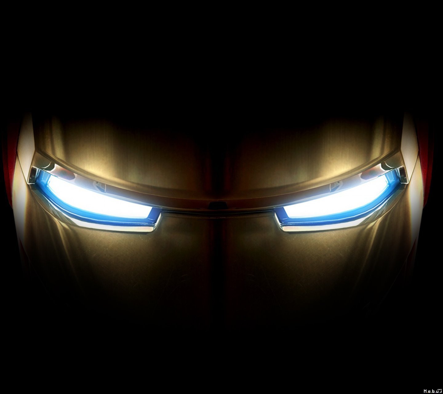 download the iron man hd wallpaper for your mobile device