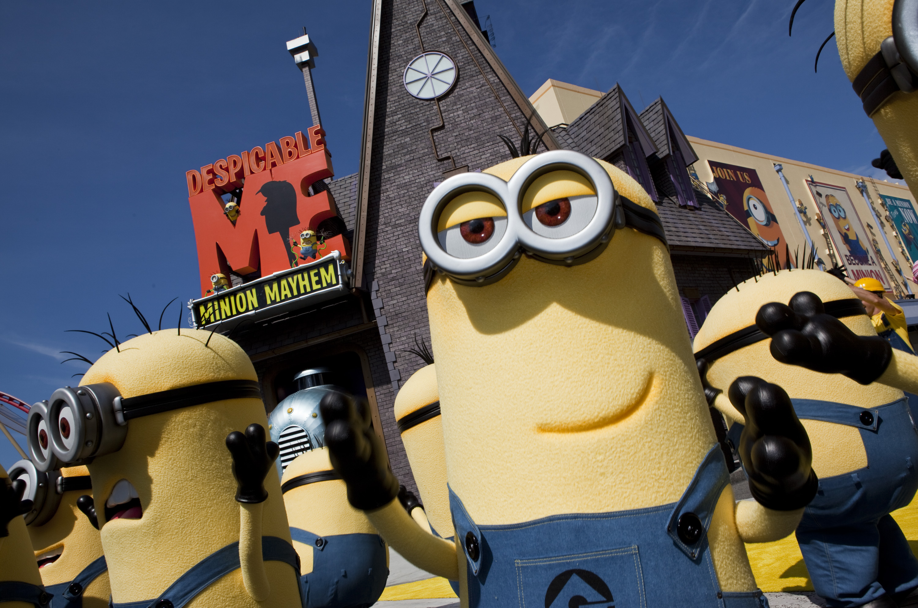 Despicable Me Minion Mayhem Grand Opening 6