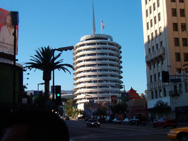 Capitol Records Building Wallpaper