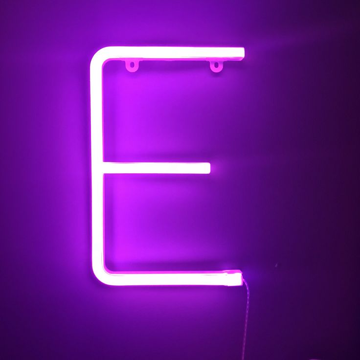 Neon Letter E Pink