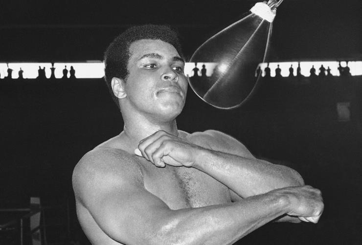 Most Powerful Muhammad Ali Image Ever Taken Lifedaily