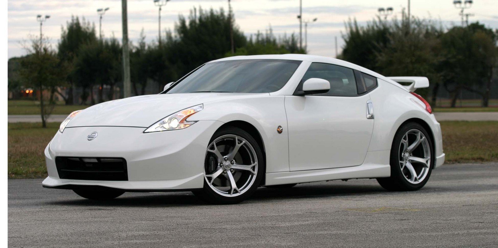 Nissan 370z Coupe With New Character And Significant Changes