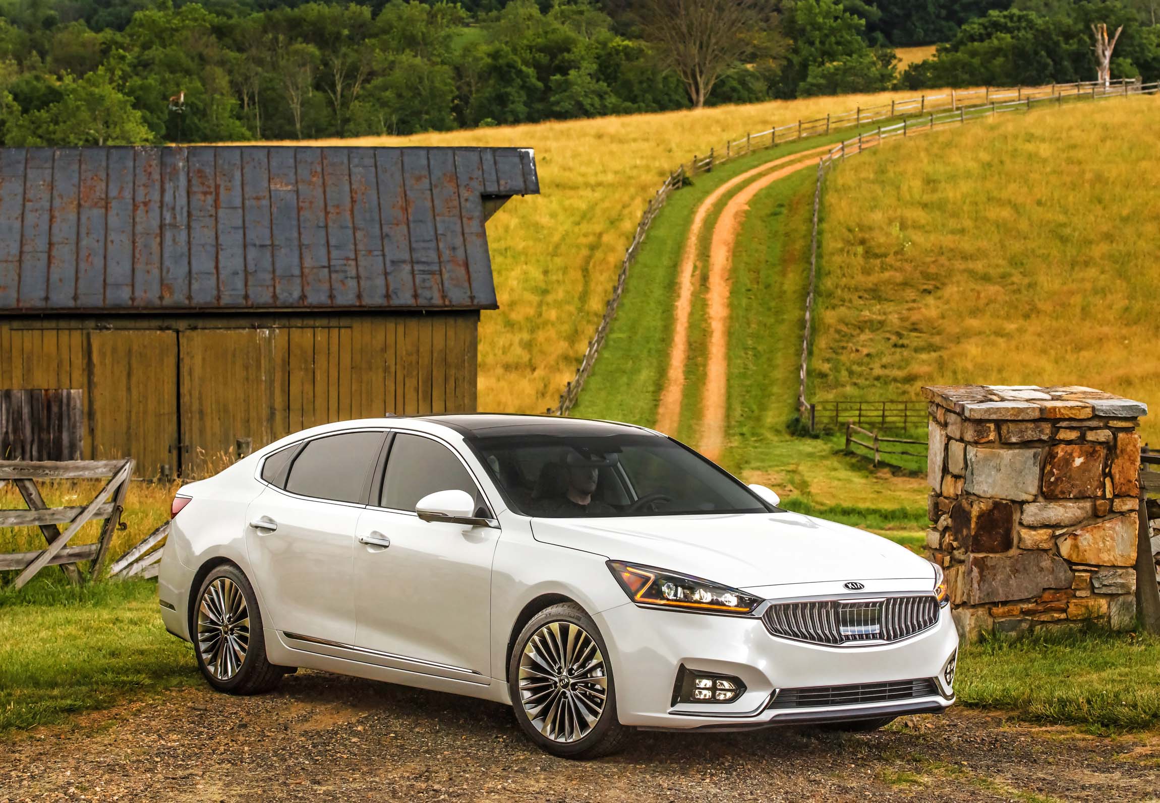 Kia Cadenza Re Ratings Specs Prices And Photos The