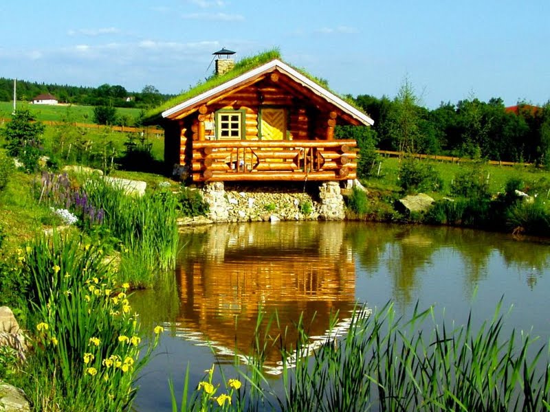 High Resolution Small Lake Cottage Desktop Laptop Ed In