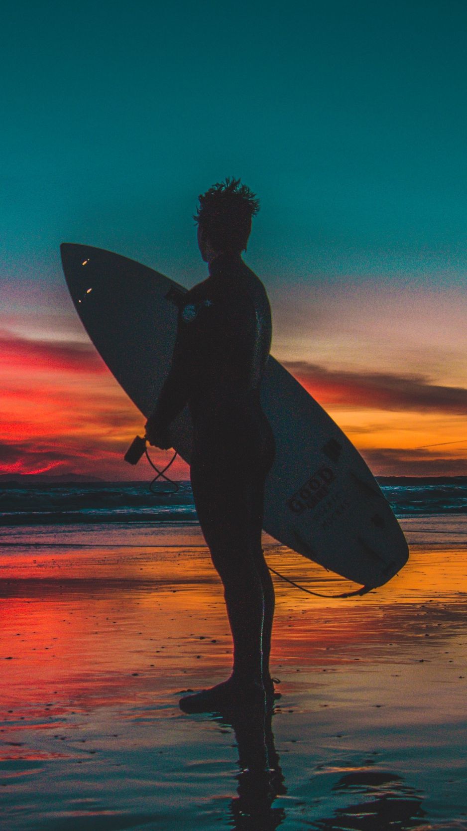 Surfing iPhone Wallpaper