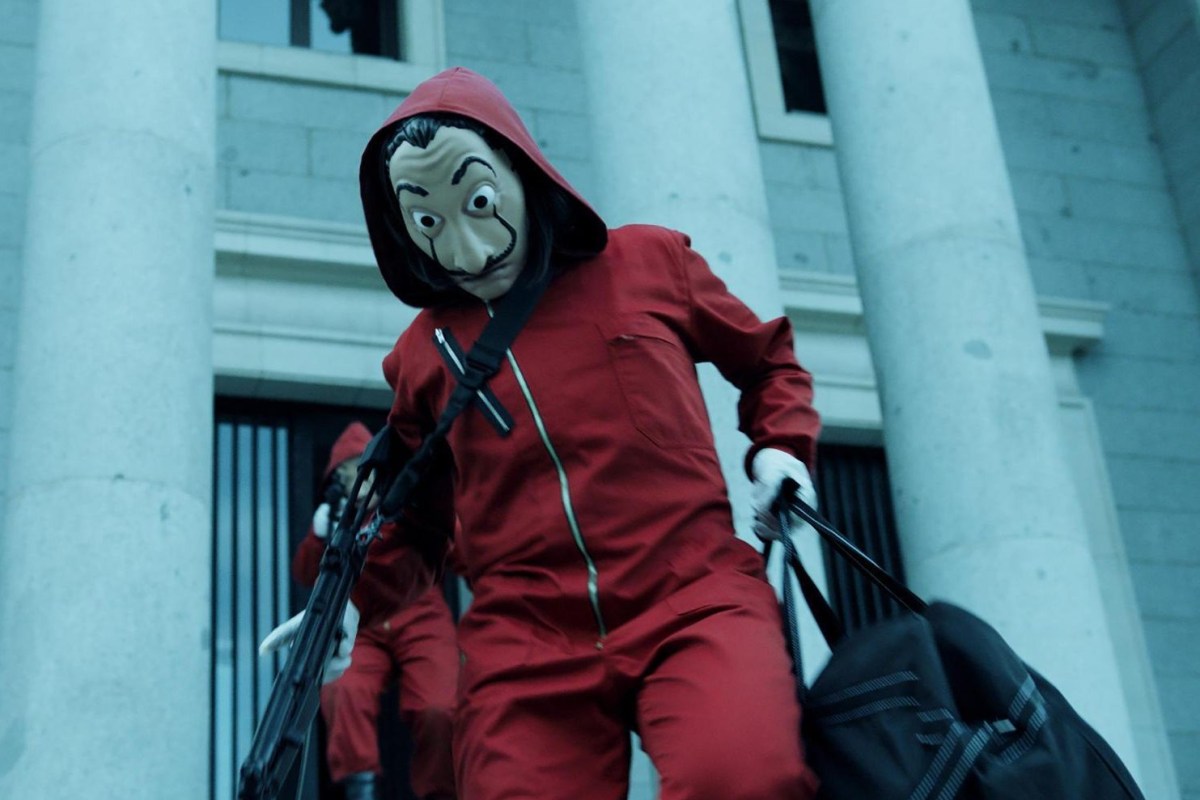 Netflix S Money Heist Writer Reveals Hidden Meaning Behind The Gang Iconic Masks Wallpaper