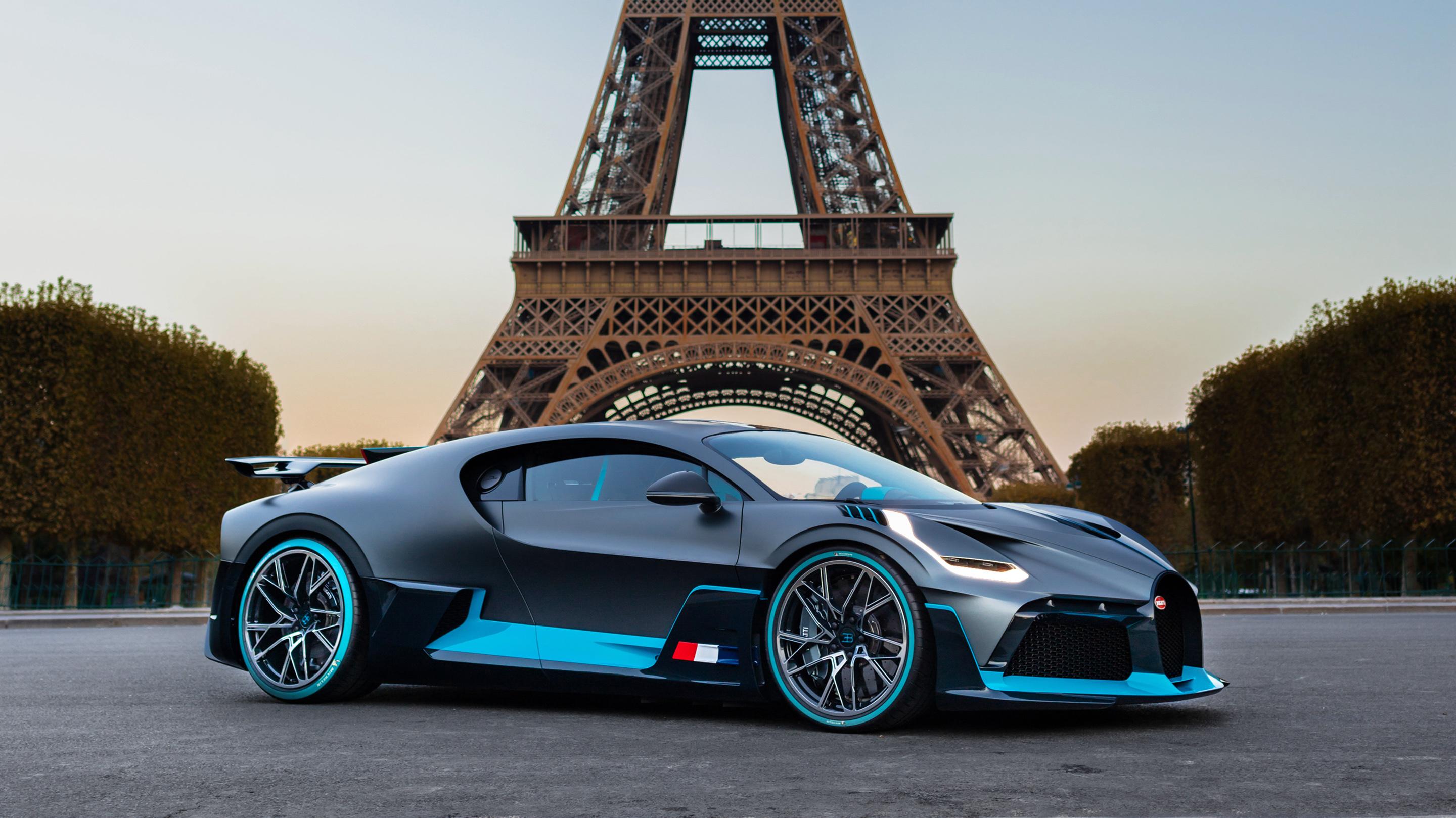 Bugatti Divo In Paris Wallpaper HD Car