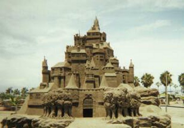 Sand castle and sand sculpture images by master professional sand