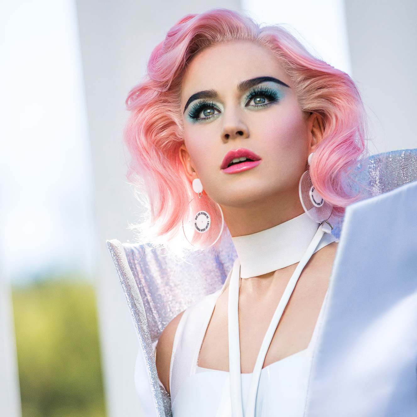 Katy Perry S Chained To The Rhythm Enjoys Chart