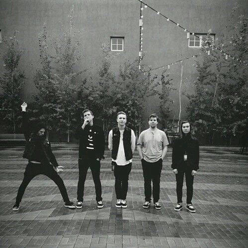 Top The Neighbourhood Wallpaper Full HD 4k To Use