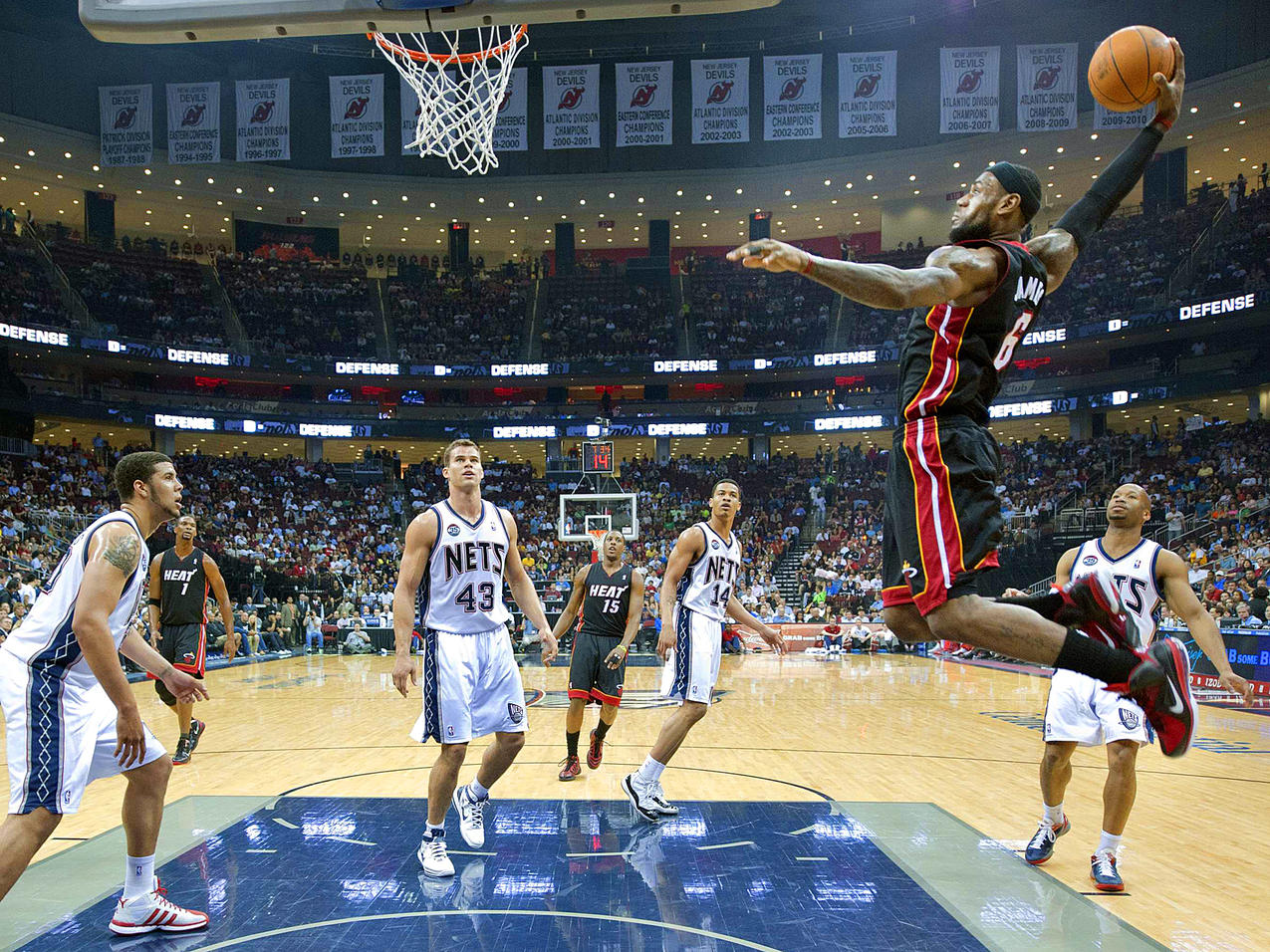 Miami Heat Lebron James Stuffs Ball Against New Jersey S In Nba