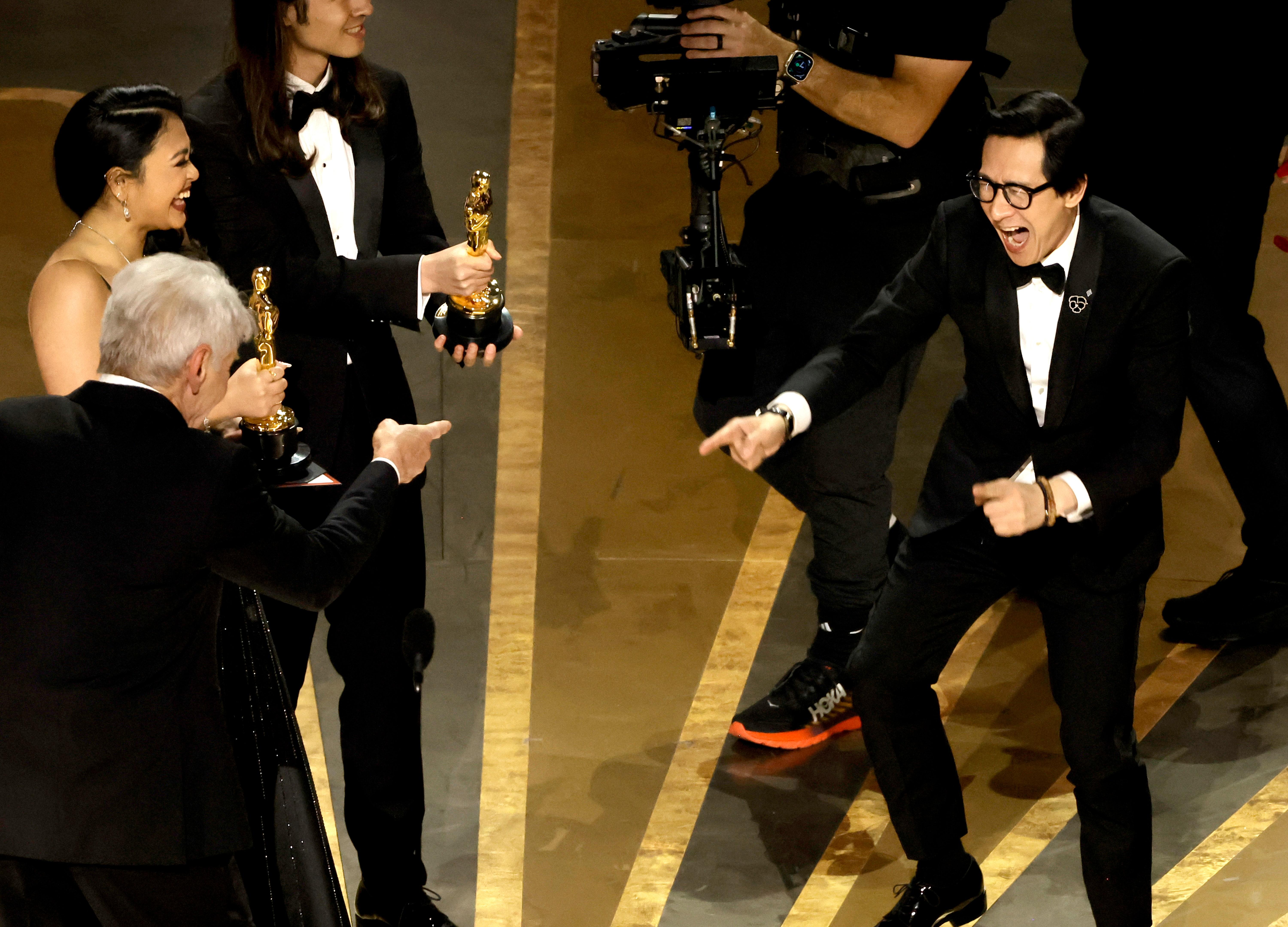 Ke Huy Quan And Harrison Ford Reunite At The Oscars Years