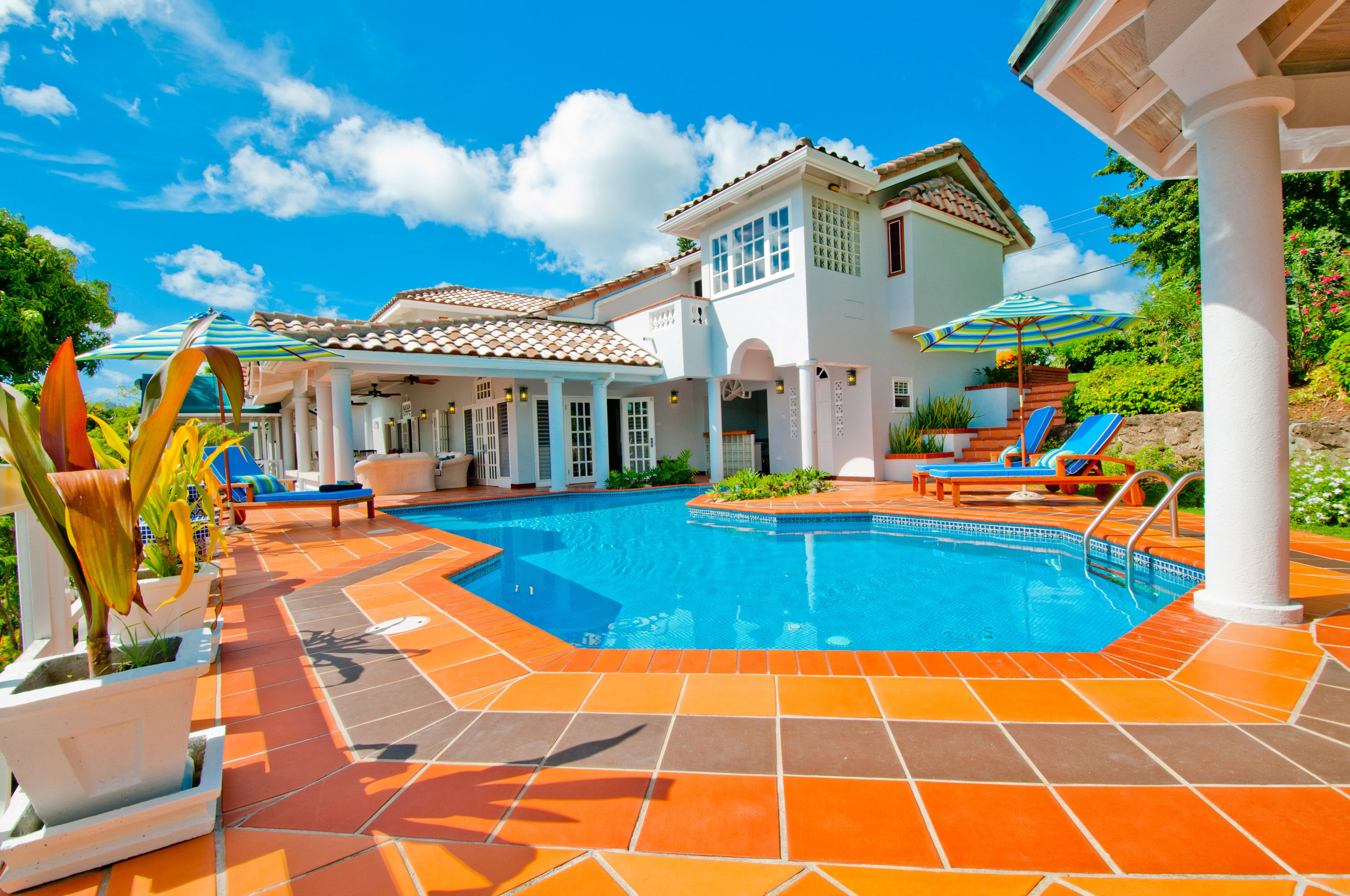 Resort HD Wallpaper