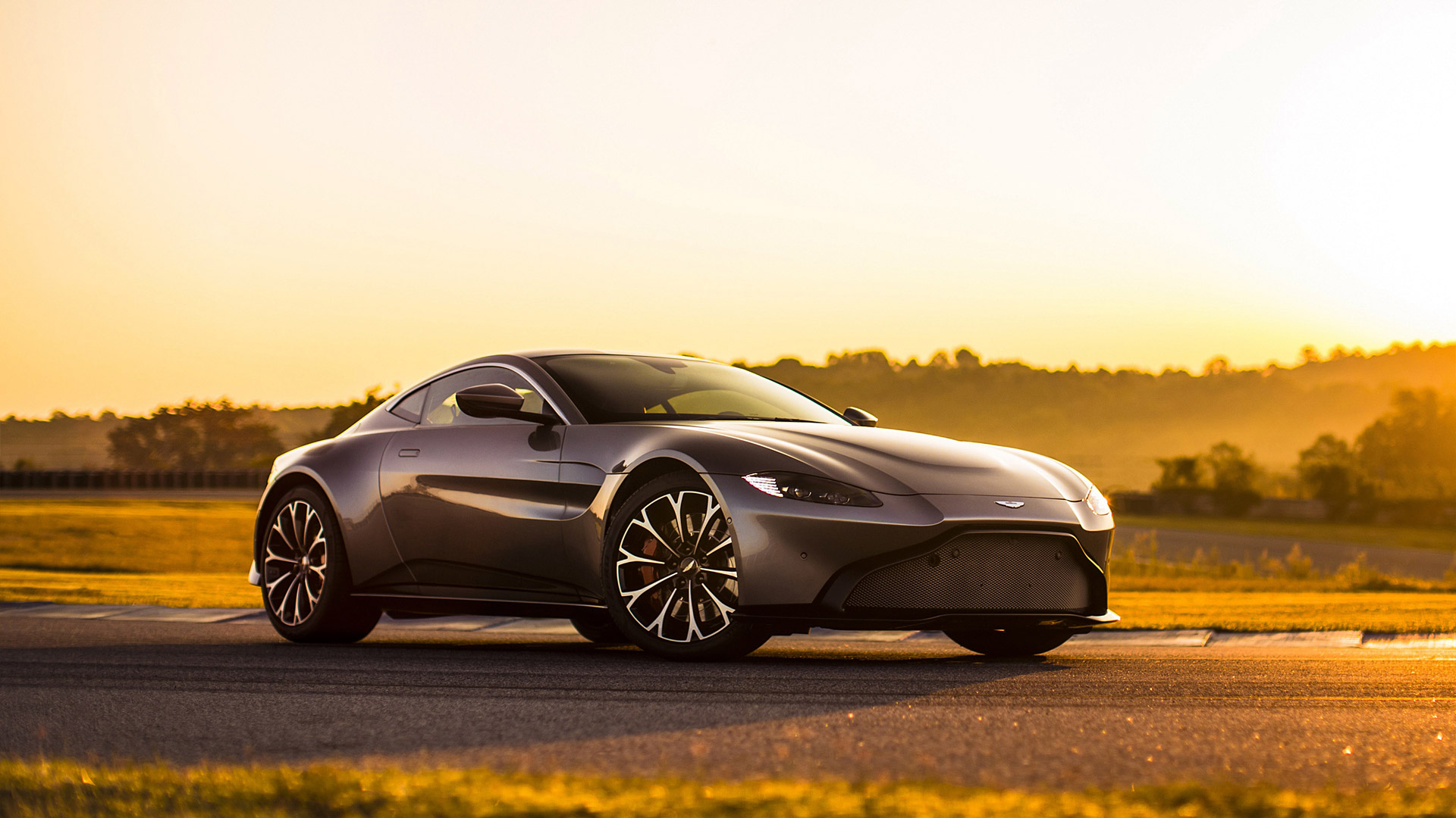 2019 Aston Martin Vantage Wallpapers HD Images   WSupercars