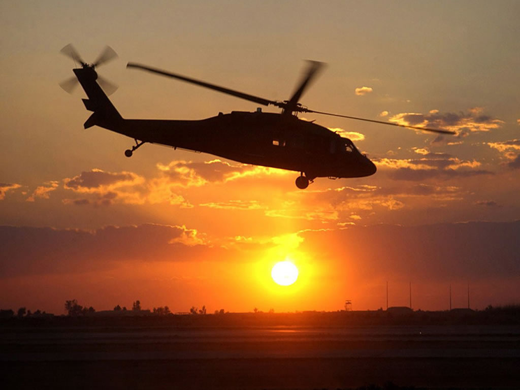 Uh Blackhawk Helicopter At Sunset Iraq Resolution Px