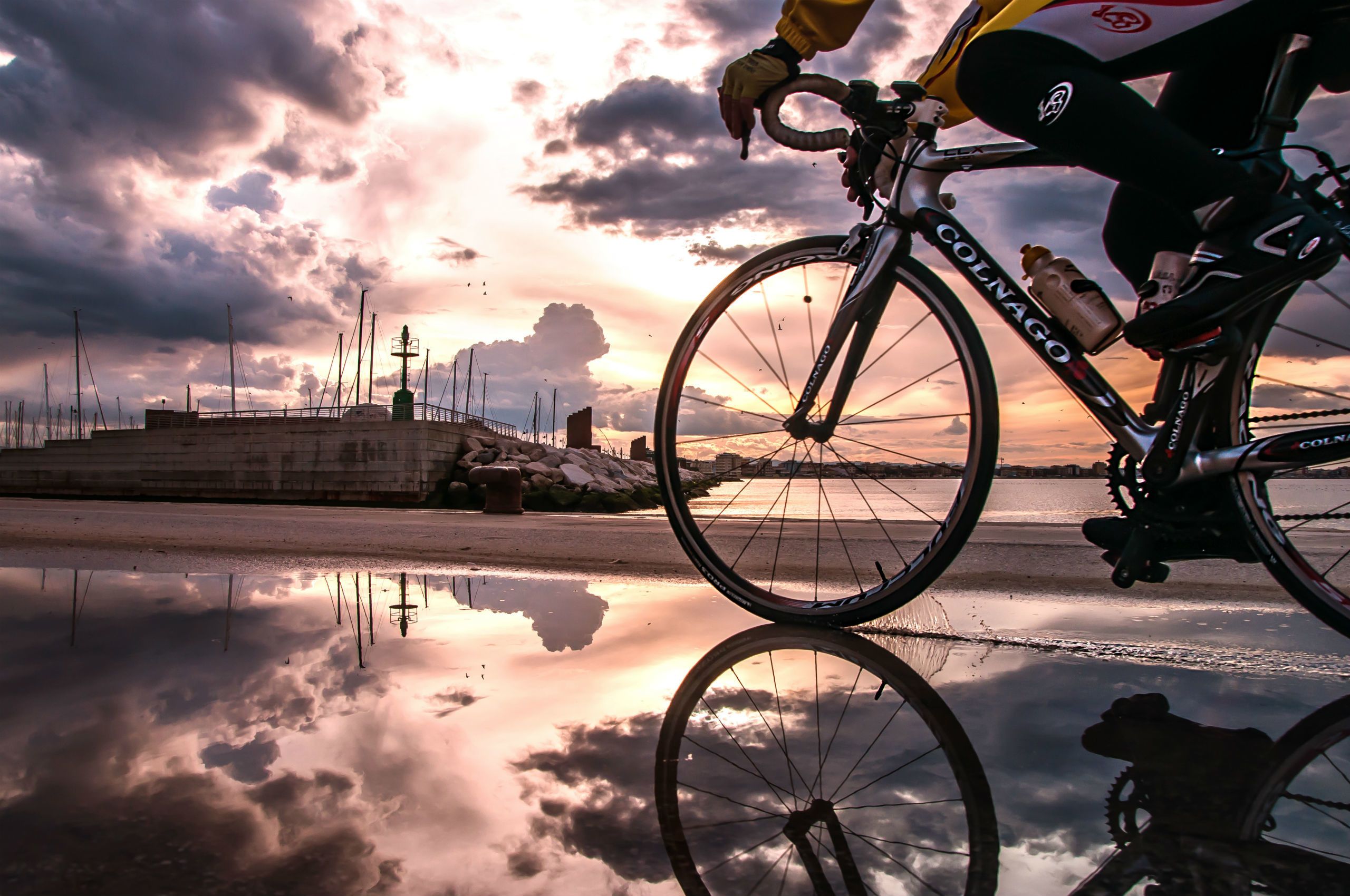 Cycling Wallpaper Top Background