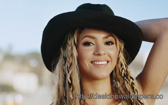 Colombian Singer Shakira Wallpaper Desktop