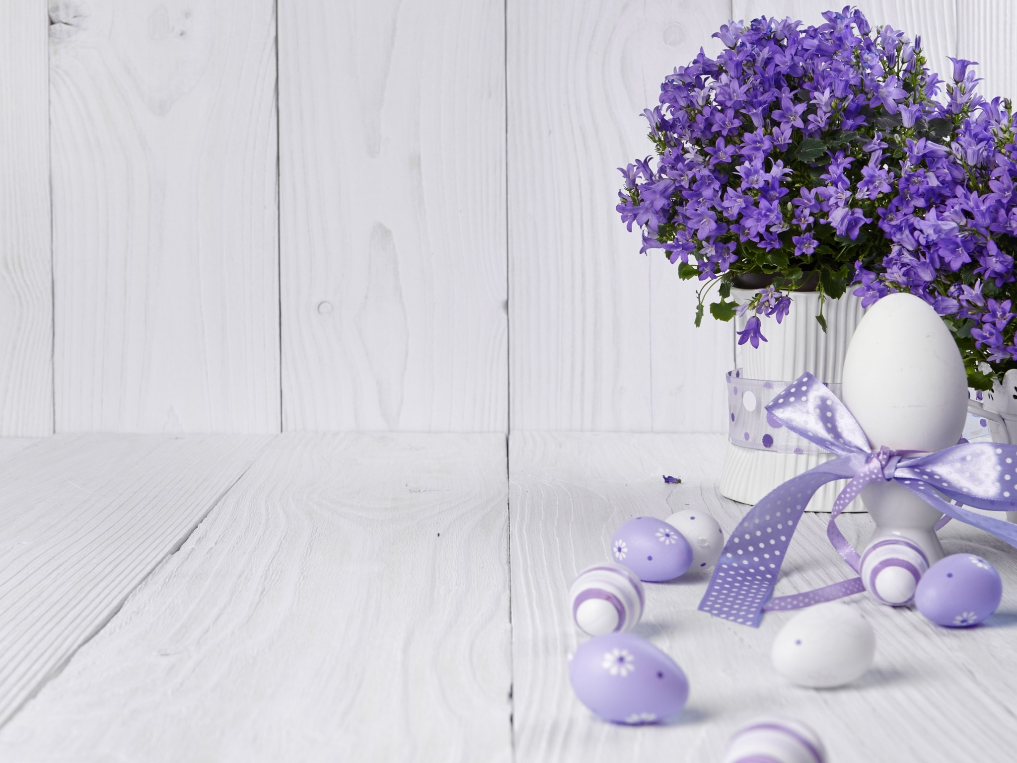 Easter Eggs With Lavender 4k Ultra HD Wallpaper