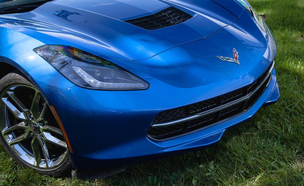 See The HD Wallpaper Of This Chevrolet Corvette Stingray Below