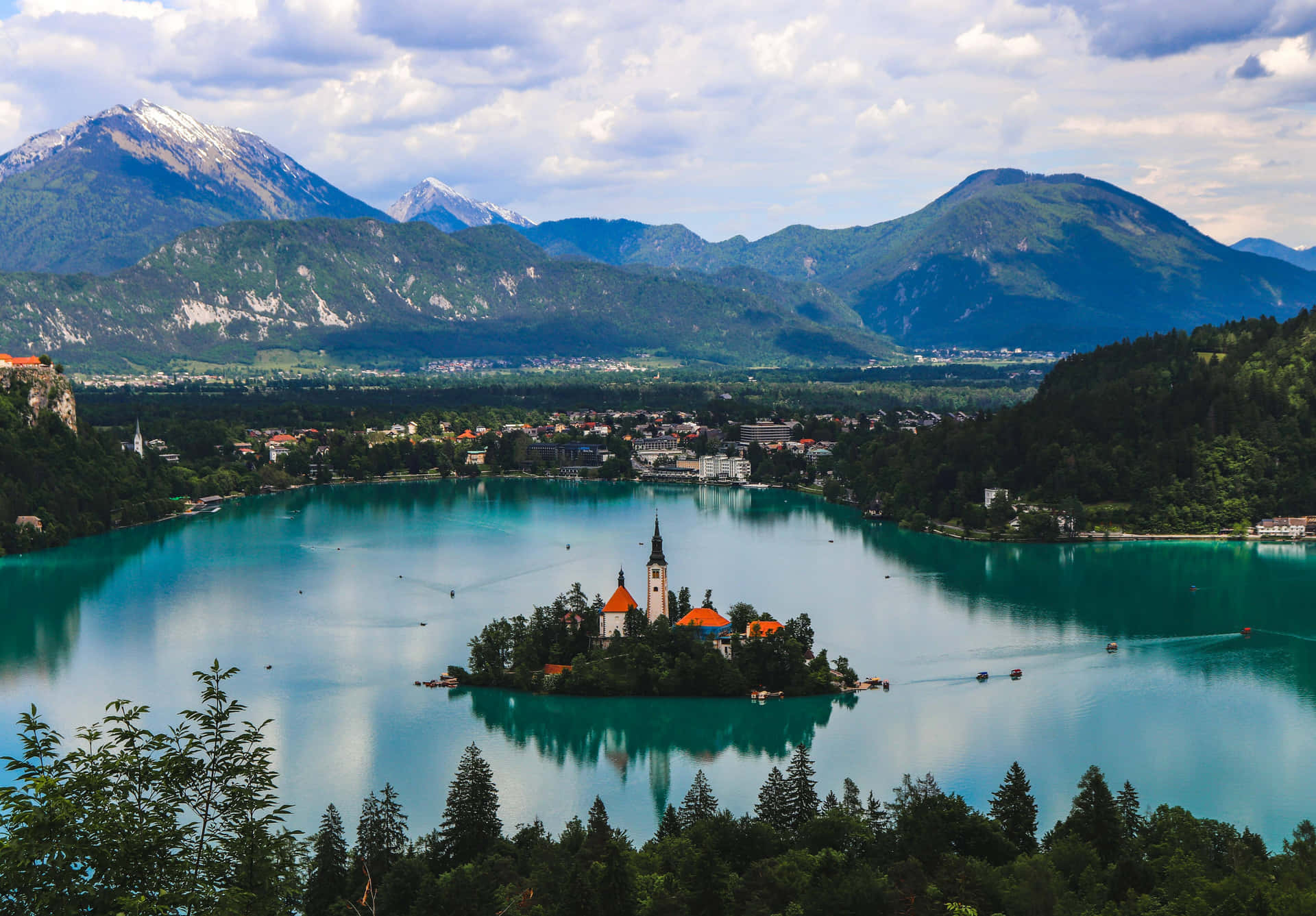 Panoramic Of Lake Bled Facing South Wallpaper