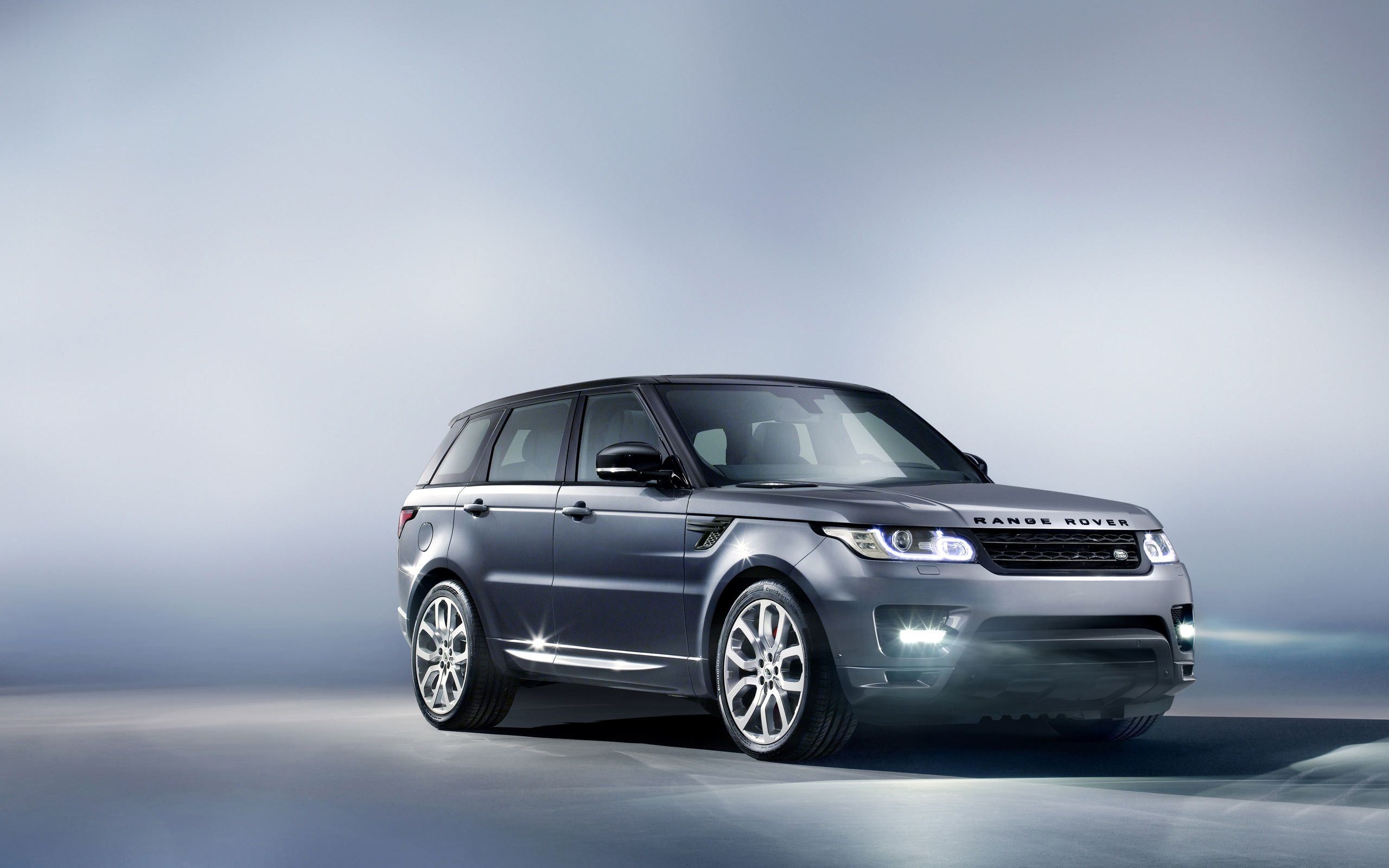 Range Rover Sport Desktop Wallpaper Image