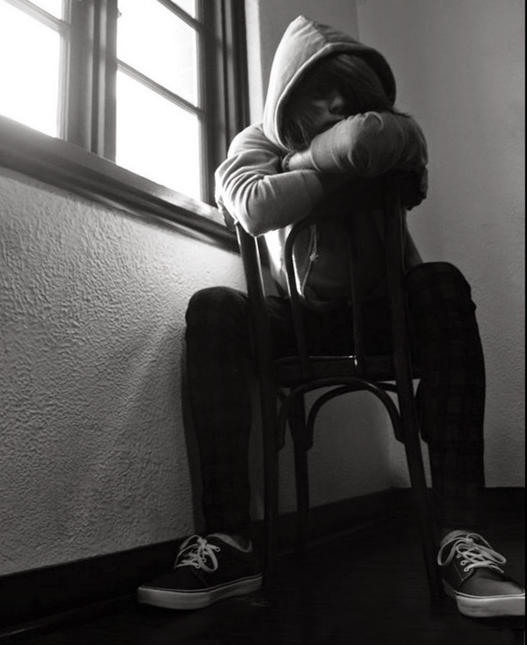 Top Photos Of Sad Boy Image Wallpaper