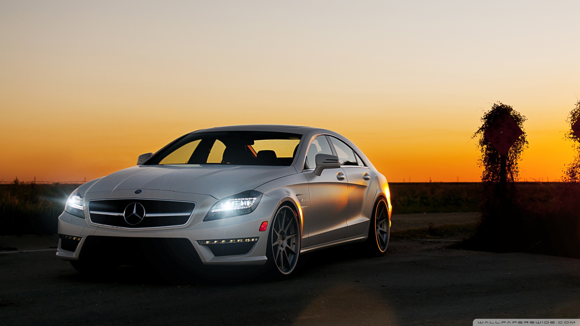 Mercedes Benz Luxury Car 4k HD Desktop Wallpaper For Ultra