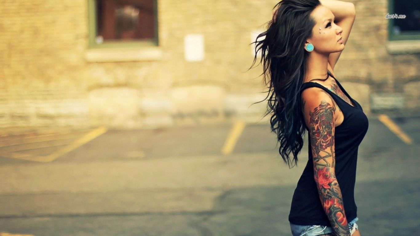 Hot tattoo girl