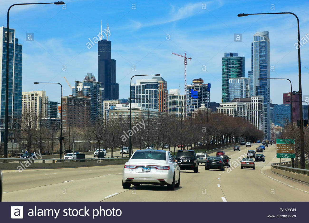 Traffics on South Lake Shore Drive with Willis Tower and skyline
