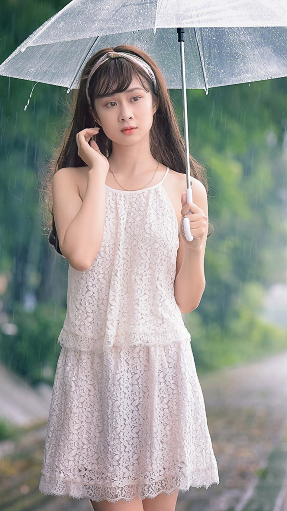 Cute Asian Girl Posing In Rain Pure 4k Ultra HD