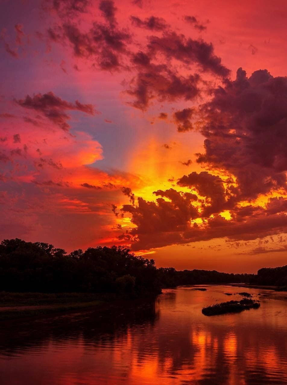 Aesthetic Sunset Wallpaper