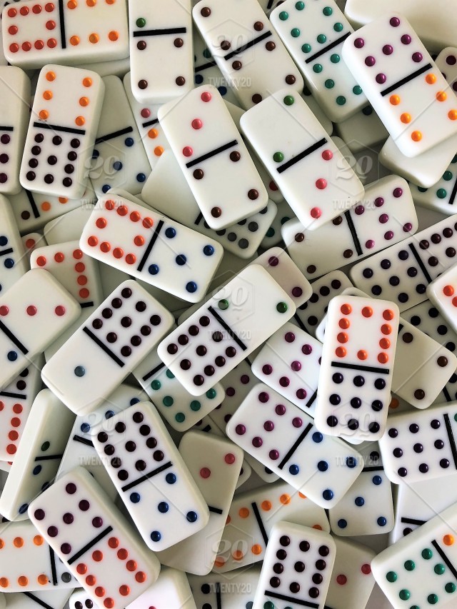 45 Domino Backgrounds On Wallpapersafari