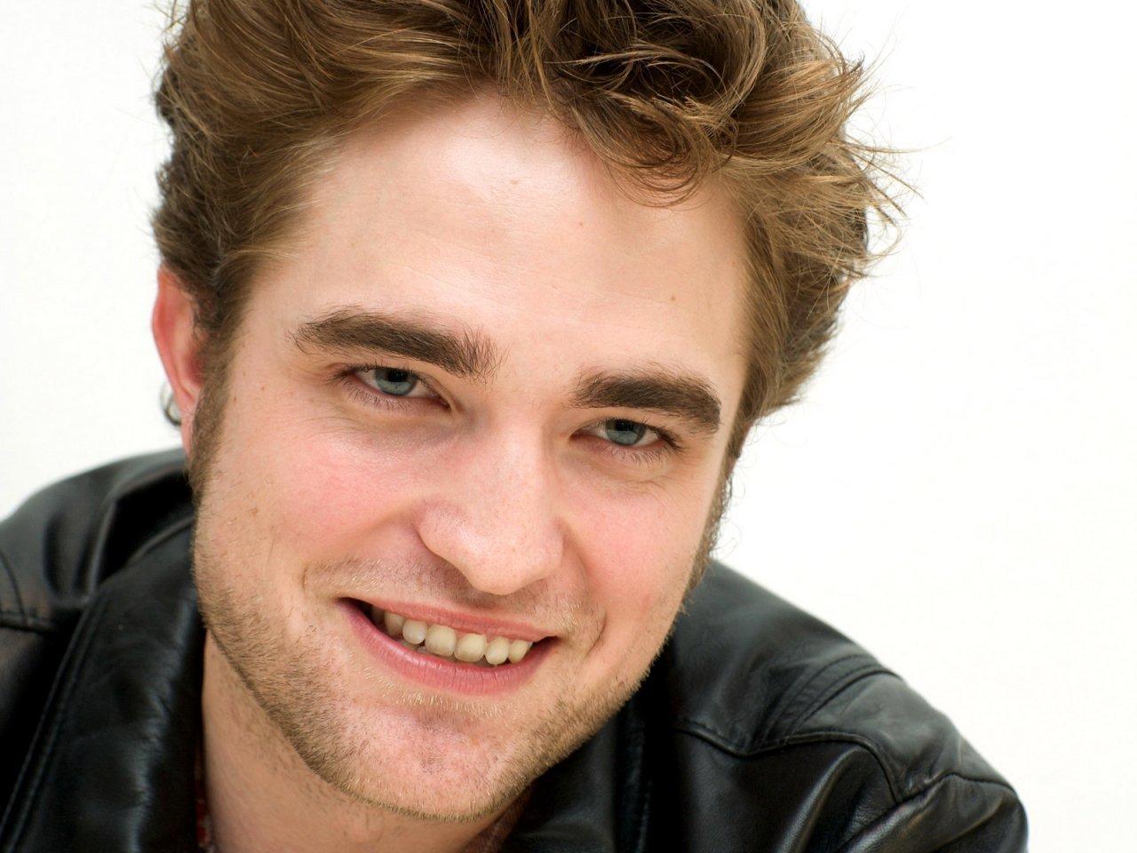 Robert Pattinson HD Wallpaper Actor