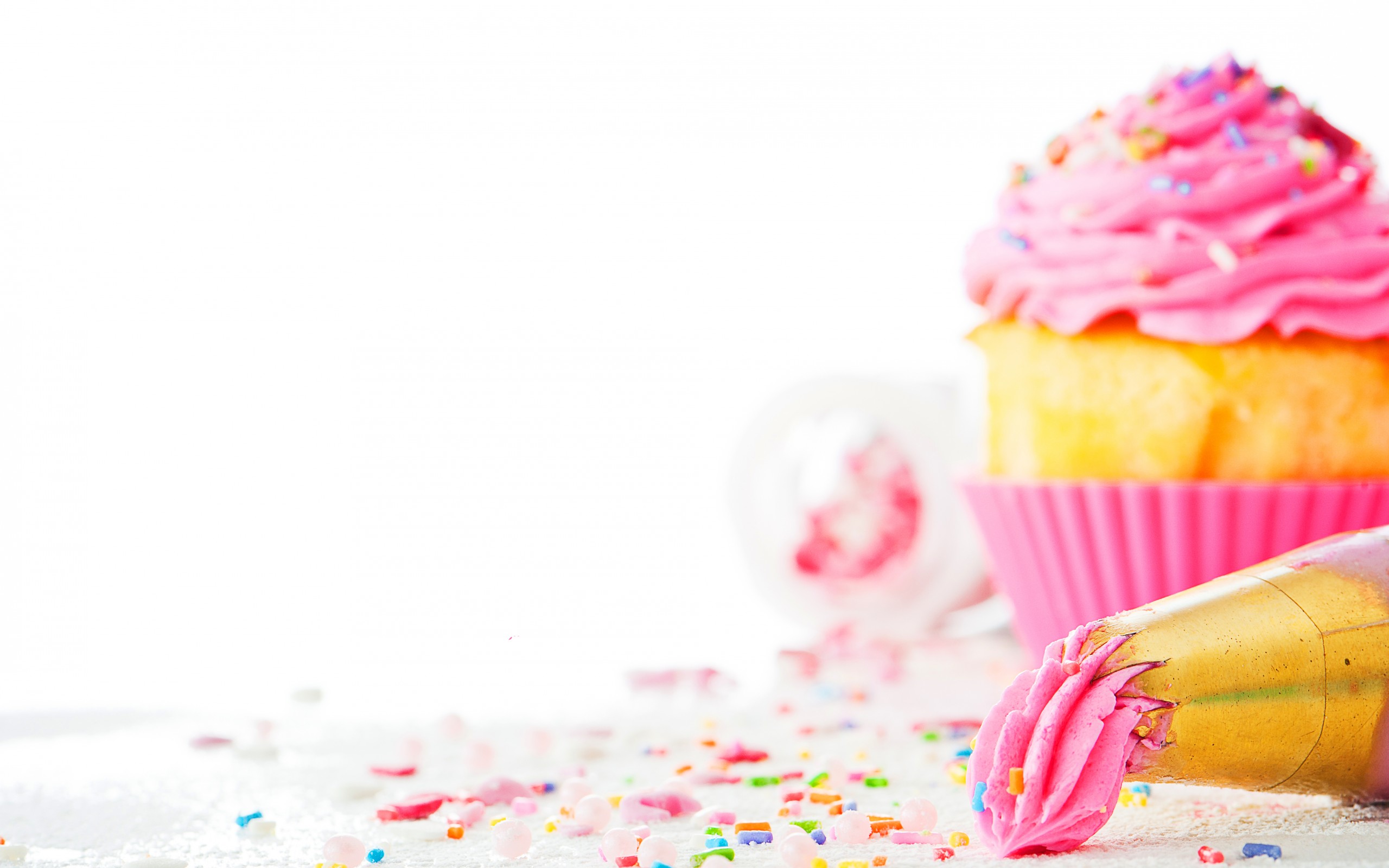 Pink Cupcake Wallpaper Desktop With Resolution