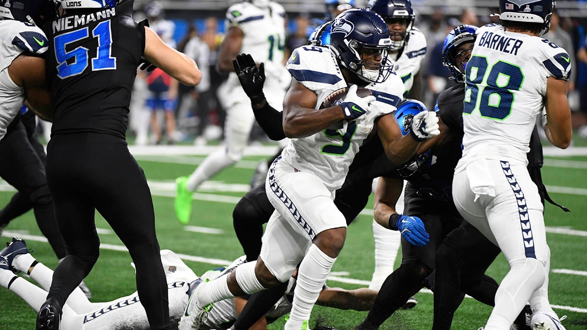 Kenneth Walker Iii C A Seahawks L N Nh O Xu Ng V Tr S Trong M Wallpaper