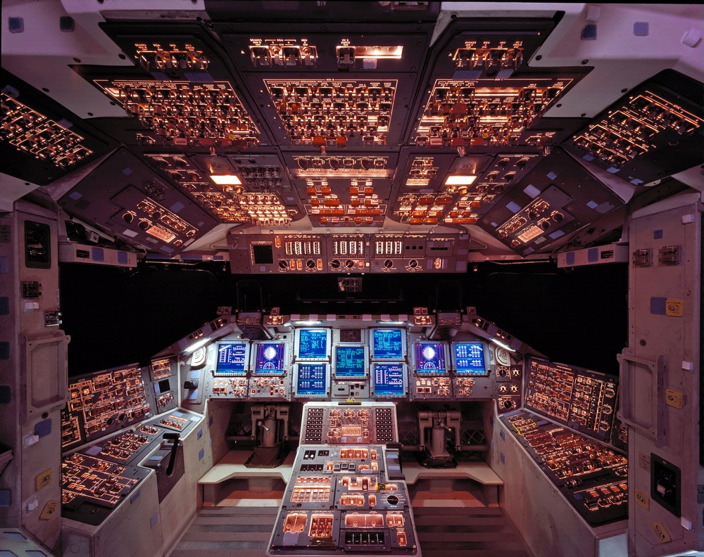 Space Shuttle Columbia Cockpit National Air And Museum