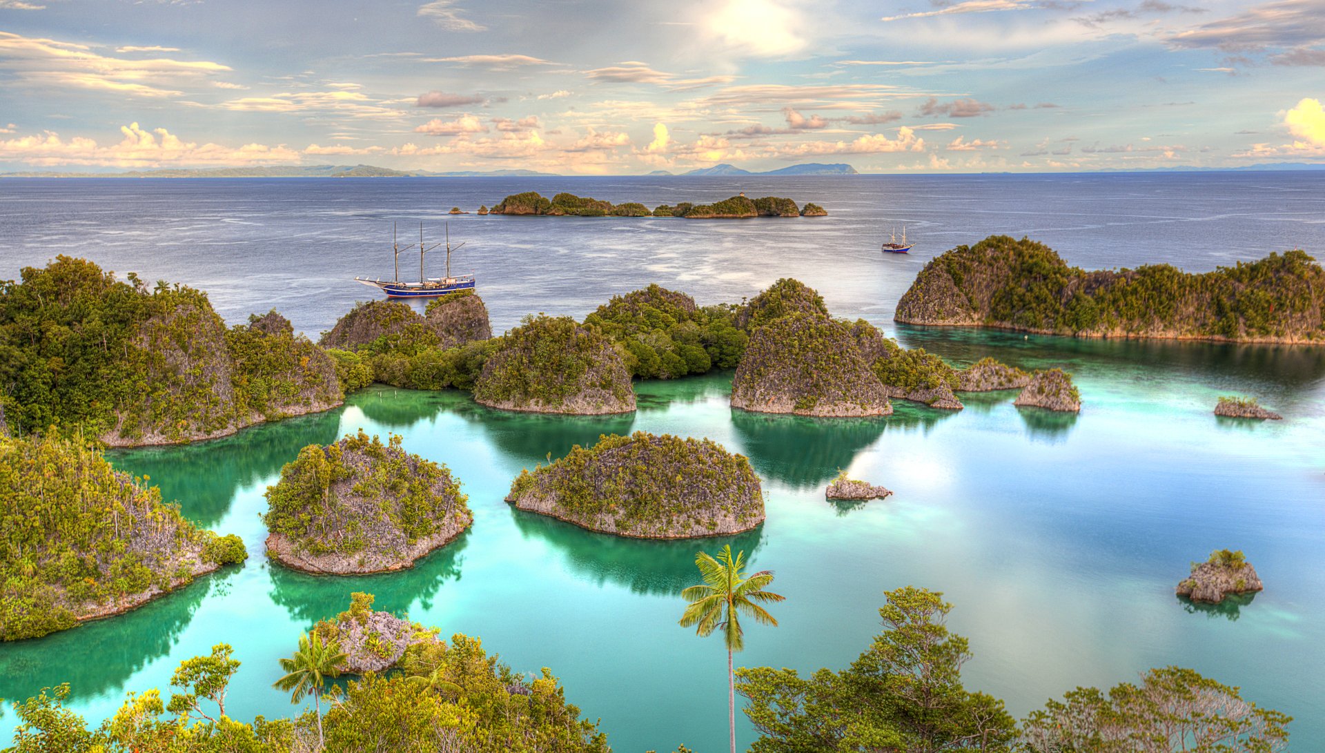 Horizon Boat Yacht Tree Turquoise Island Indonesia West Papua Wallpaper