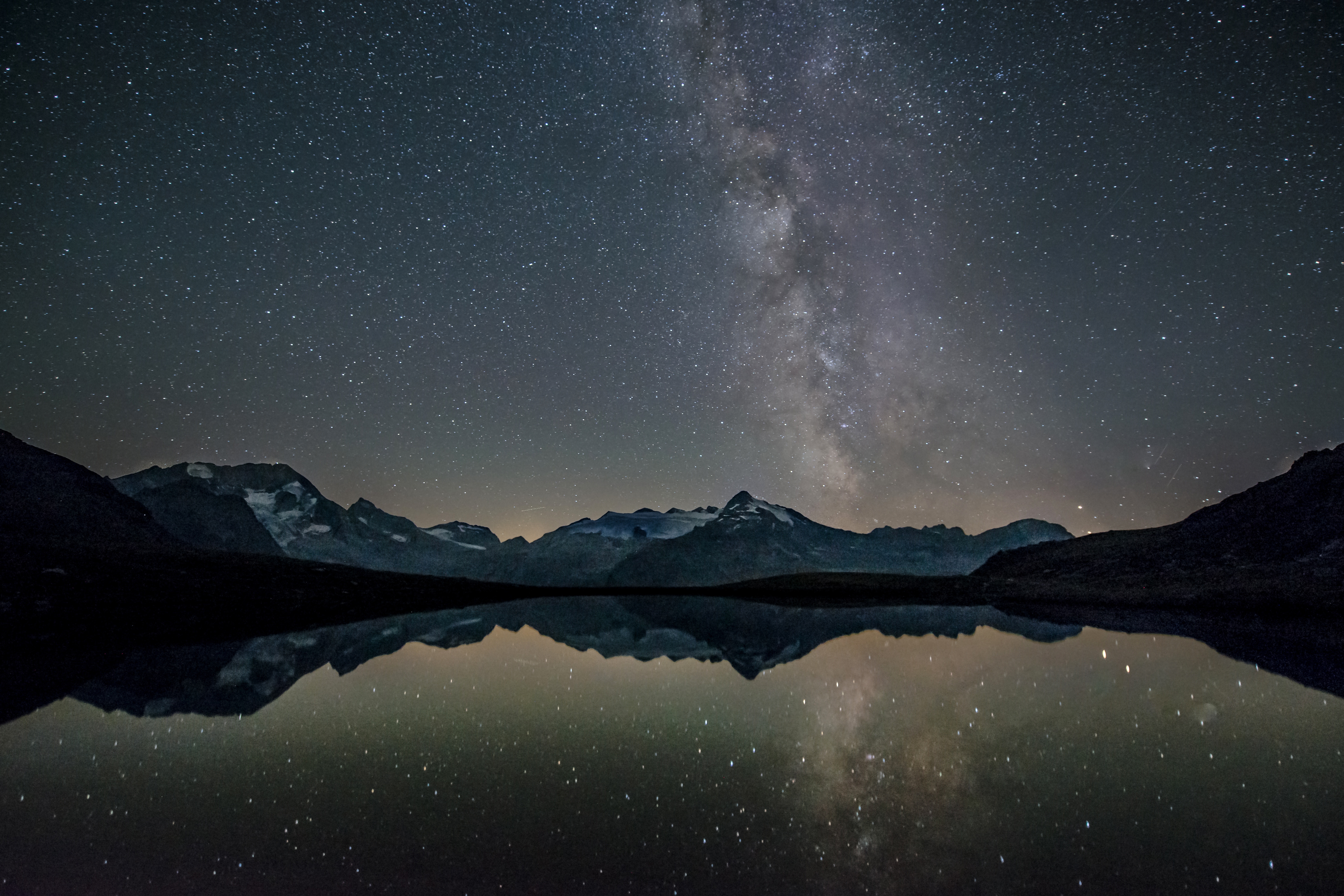 Wallpaper Milky Way Lake