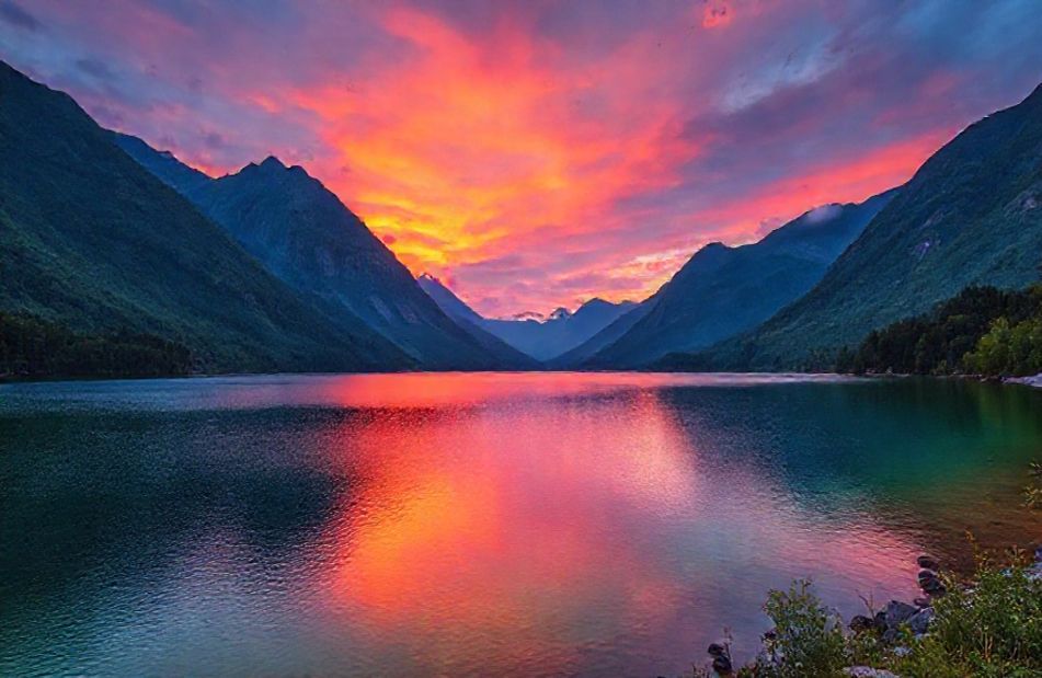 Popular Screensavers And Wallpaper