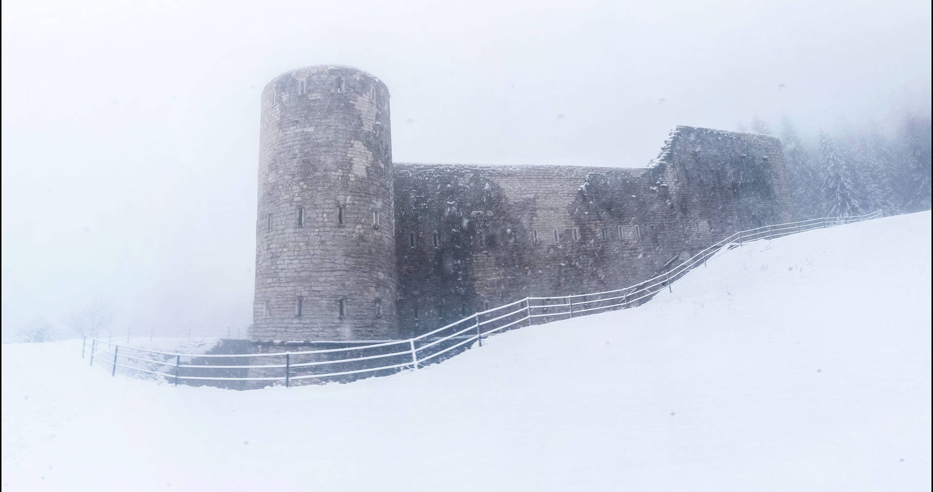 Top Frozen Castle Wallpaper Full HD 4k To Use