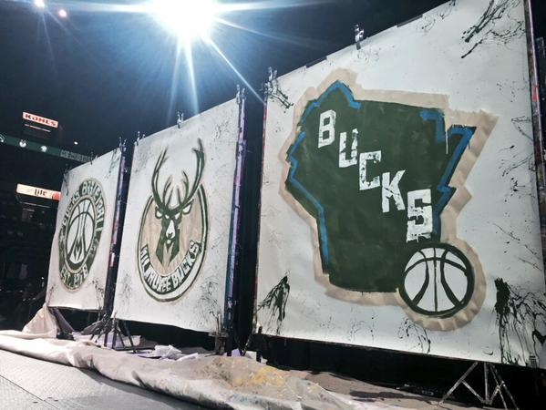 Fans Fall In Love With The New Milwaukee Bucks Logos Milwaukee Bucks