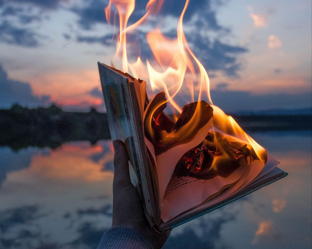 Wallpaper Book Fire Hand Flame Dusk
